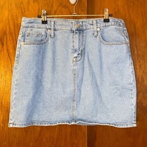 Mossimo Supply Co. 5 Pocket Medium Wash Denim Mini Skirt-Size 12